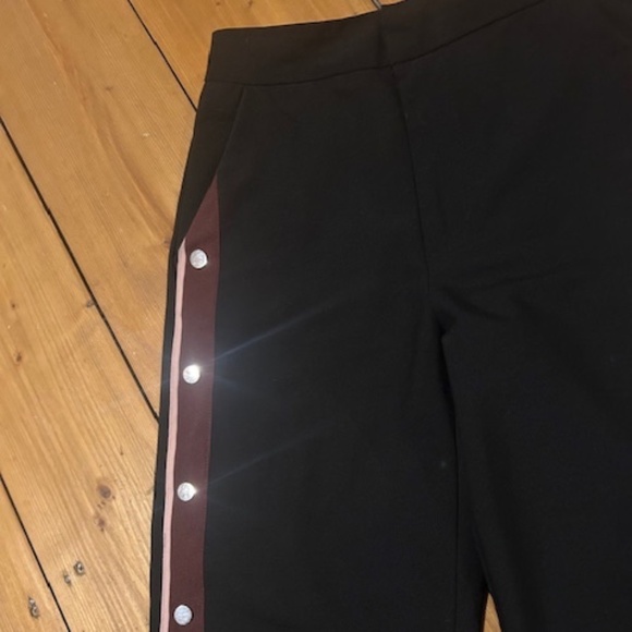GUCCI Pants with Snaps on the Sides, Sz XS-S - Picture 2 of 4